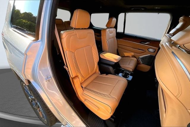 2025 Jeep Grand Cherokee L Summit Reserve