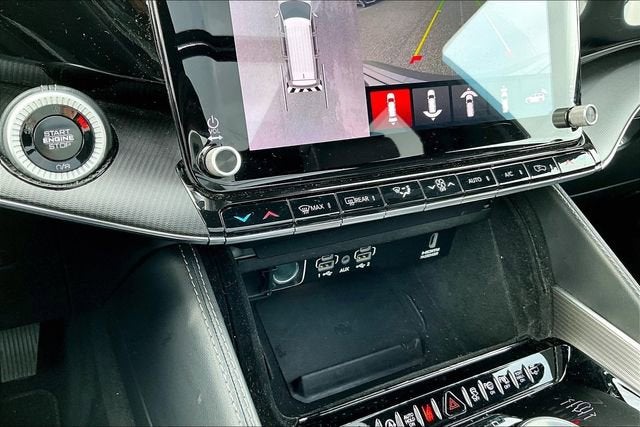 2024 Jeep Grand Wagoneer L Series II