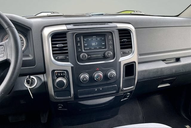 2016 RAM 1500 SLT