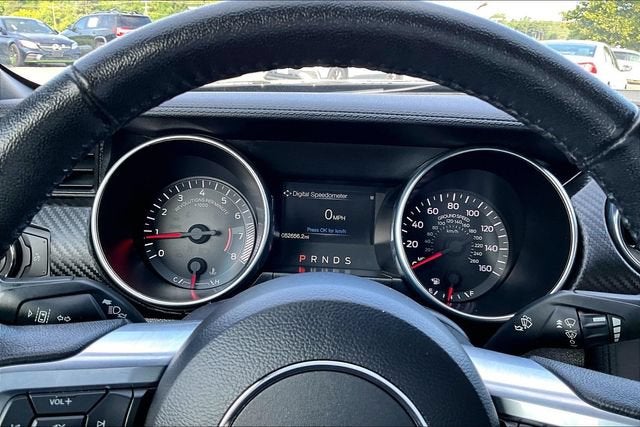 2022 Ford Mustang EcoBoost