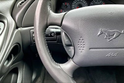 2004 Ford Mustang GT Deluxe