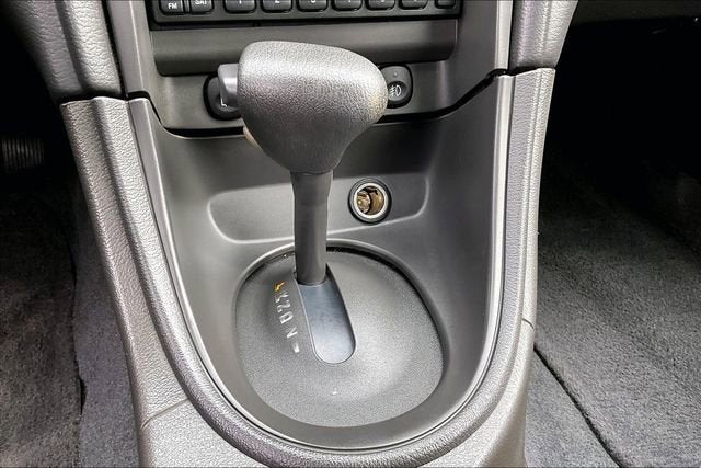 2004 Ford Mustang GT Deluxe