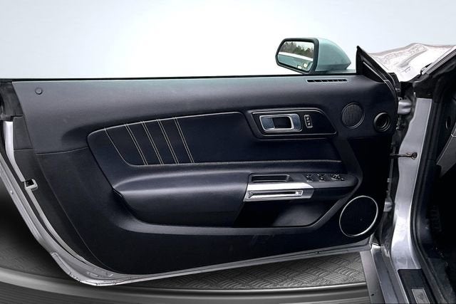 2022 Ford Mustang EcoBoost