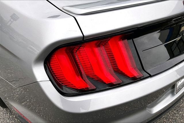 2022 Ford Mustang EcoBoost