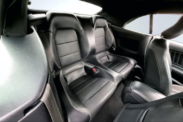 2022 Ford Mustang EcoBoost