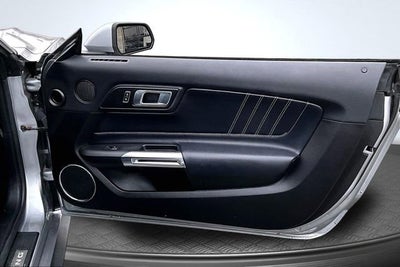 2022 Ford Mustang EcoBoost