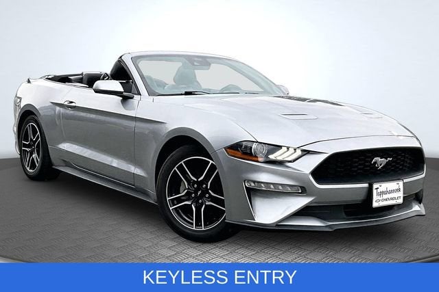 2022 Ford Mustang EcoBoost