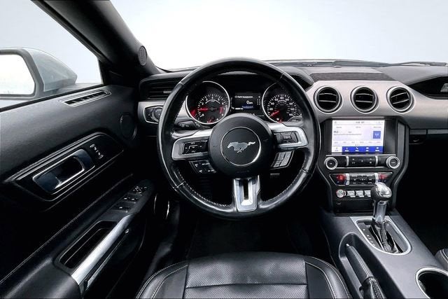 2022 Ford Mustang EcoBoost