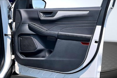 2022 Ford Escape S