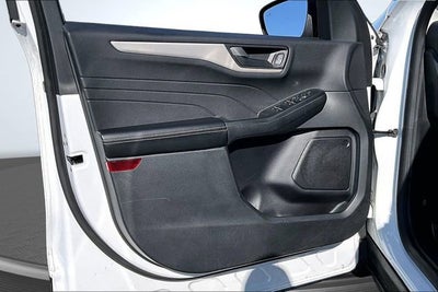 2022 Ford Escape S
