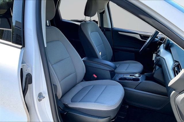 2022 Ford Escape S