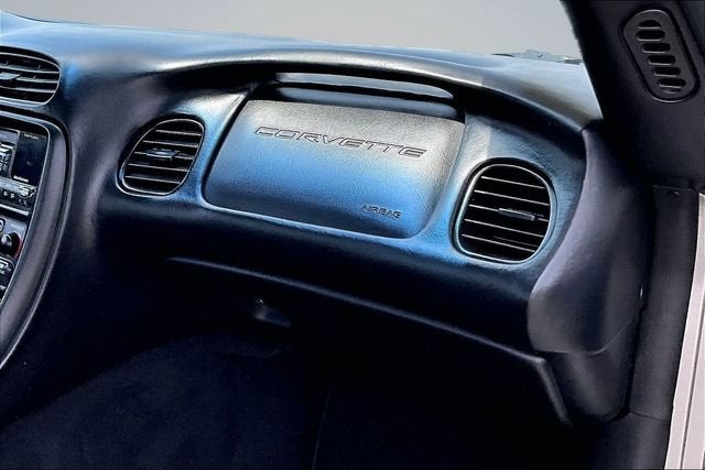 2000 Chevrolet Corvette Base