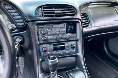 2000 Chevrolet Corvette Base