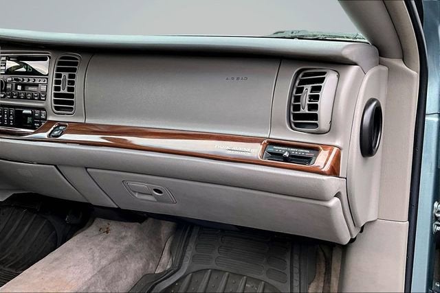 2003 Buick Park Avenue Base