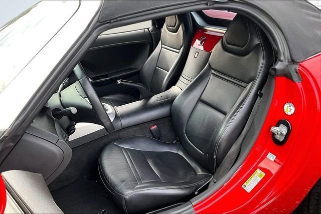 2007 Saturn Sky Base