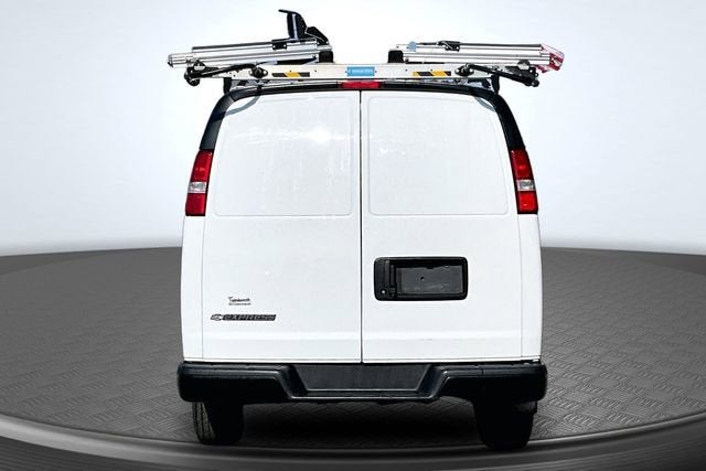 2022 Chevrolet Express Cargo 2500 WT