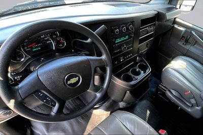 2022 Chevrolet Express Cargo 2500 WT