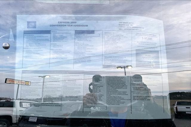 2025 Chevrolet Express Cargo 2500 WT