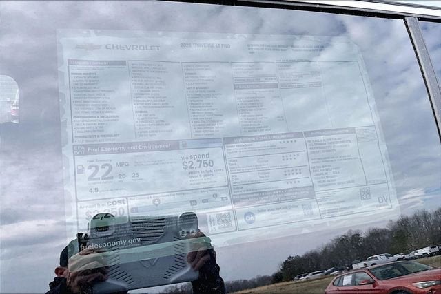 2026 Chevrolet Traverse LT