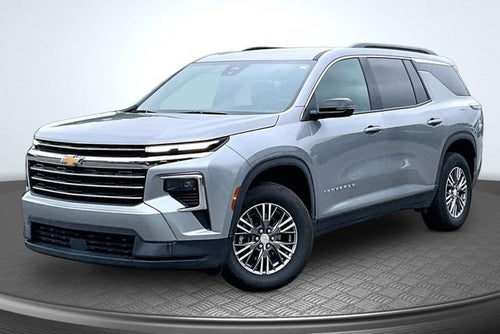 2025 Chevrolet Traverse LT