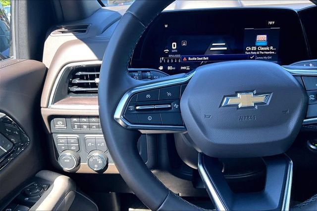2025 Chevrolet Suburban LT