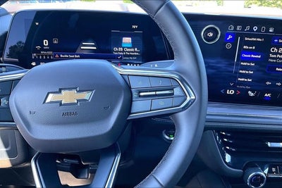 2025 Chevrolet Suburban LT