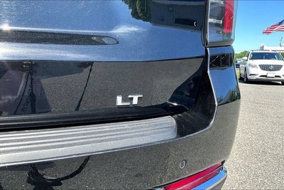 2025 Chevrolet Suburban LT