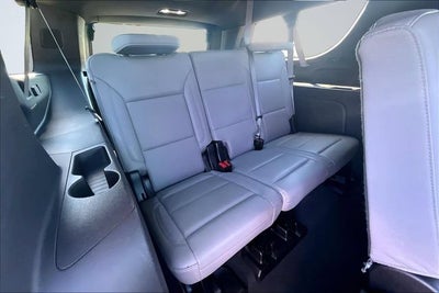 2025 Chevrolet Suburban LT