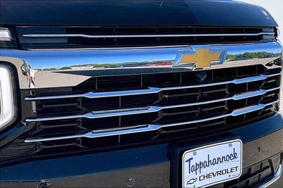 2025 Chevrolet Suburban LT