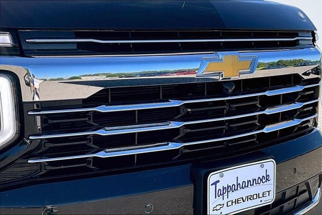 2025 Chevrolet Suburban LT