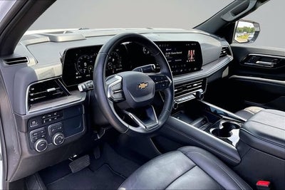 2025 Chevrolet Suburban LT