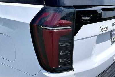 2025 Chevrolet Suburban LT