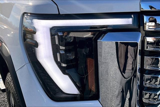 2025 GMC Sierra 3500 HD Denali