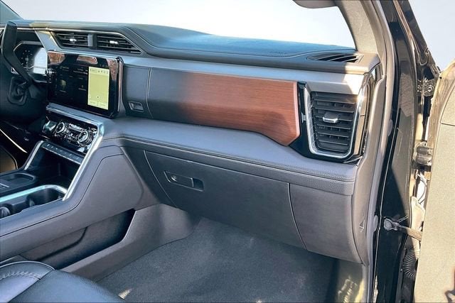 2025 GMC Sierra 3500 HD Denali