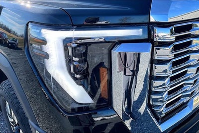 2025 GMC Sierra 3500 HD Denali