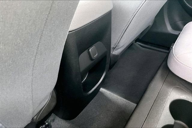 2022 GMC Canyon Elevation Standard