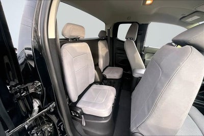 2022 GMC Canyon Elevation Standard