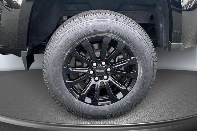 2022 GMC Canyon Elevation Standard