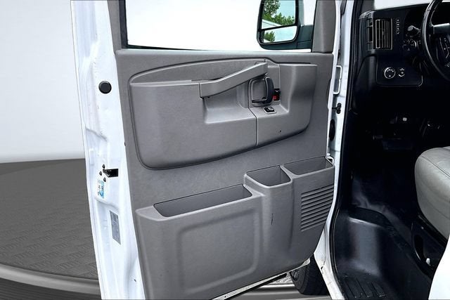 2021 GMC Savana Cargo 2500 Base