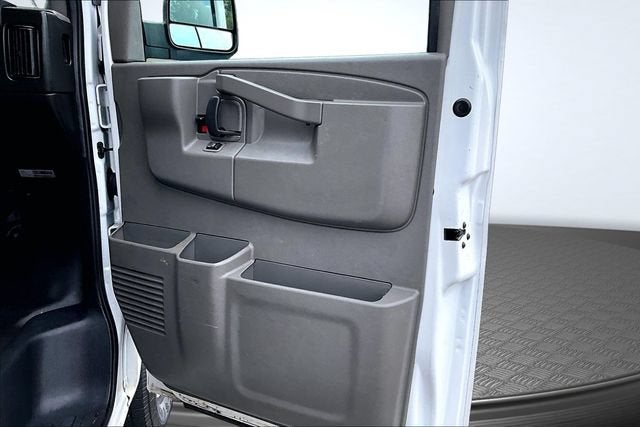 2021 GMC Savana Cargo 2500 Base