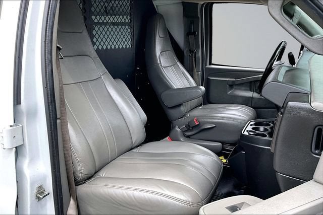 2021 GMC Savana Cargo 2500 Base