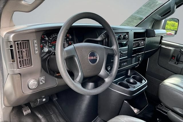 2023 GMC Savana Cargo 2500 Work Van