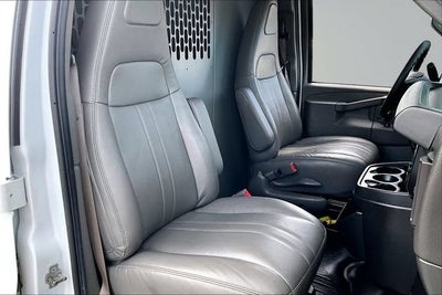 2023 GMC Savana Cargo 2500 Work Van