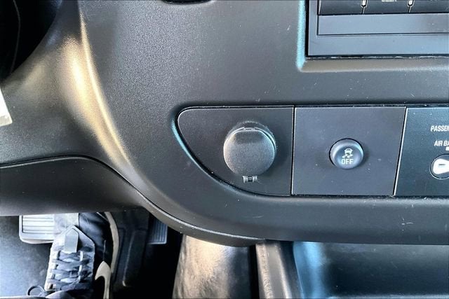 2023 GMC Savana Cargo 3500 Work Van