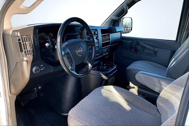 2023 GMC Savana Cargo 3500 Work Van