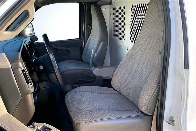 2023 GMC Savana Cargo 3500 Work Van