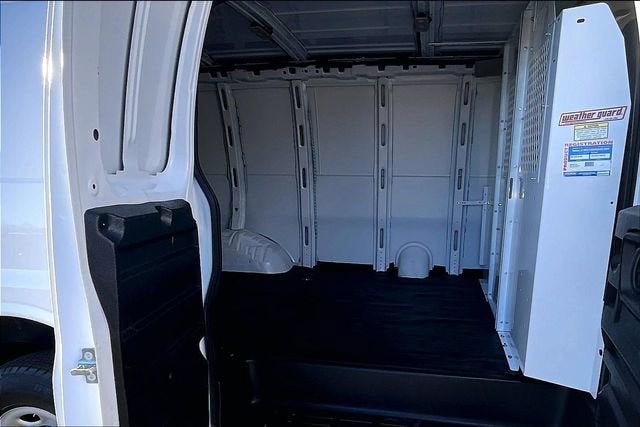 2023 GMC Savana Cargo 3500 Work Van