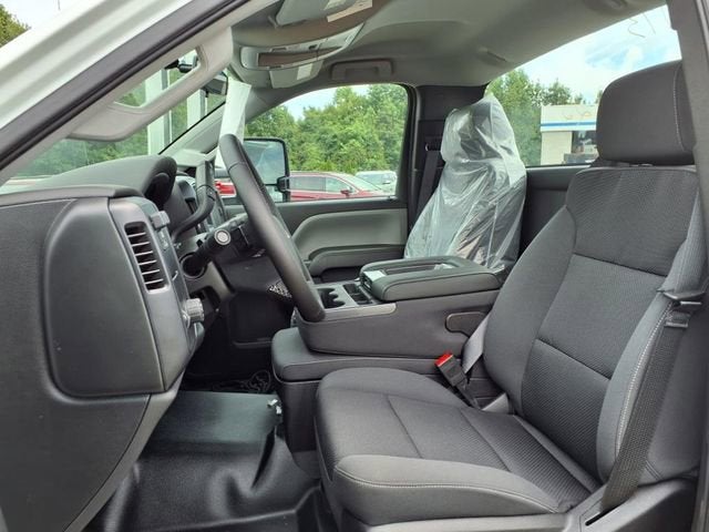 2025 Chevrolet Silverado 4500 HD Work Truck