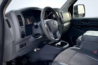 2021 Nissan NV Cargo SV