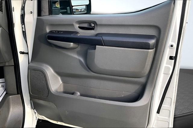 2021 Nissan NV Cargo SV